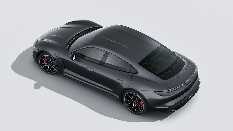 Porsche Taycan (2026) 4S Black Edition - fotka 5 z 10