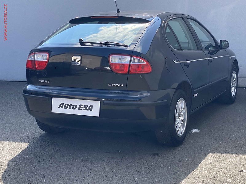 Seat Leon (2002) 1.6i, AC - fotka 4 z 15