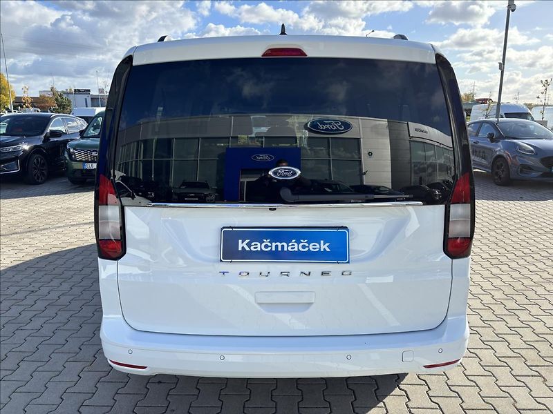 Ford Tourneo Connect 2,0 EcoBlue 90kW Titanium L2 - fotka 4 z 50