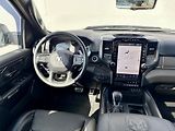 RAM 1500 (2024) Laramie 5.7 V8 HEMI LIFT - náhled 17