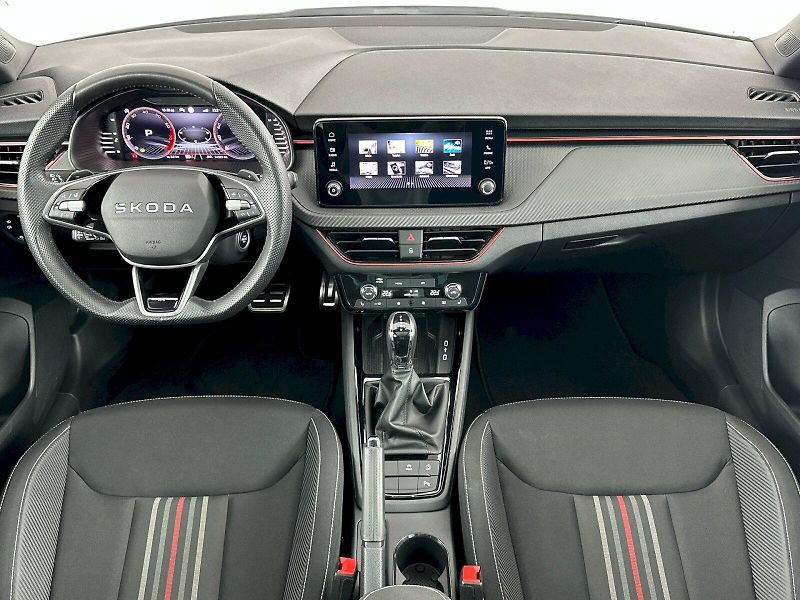 Škoda Scala (2025) DSG 1.5TSI 110kW Monte Carlo - fotka 5 z 33
