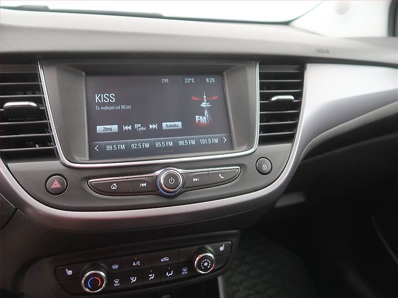 Opel Crossland X (2022) 1.2 Turbo, Automat, Serv.kniha - fotka 15 z 18