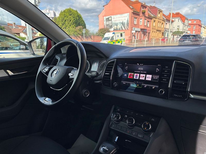 Škoda Karoq 2.0TDi-DSG/2023/ČR.DPH.1MAJ-ZÁ - fotka 41 z 47
