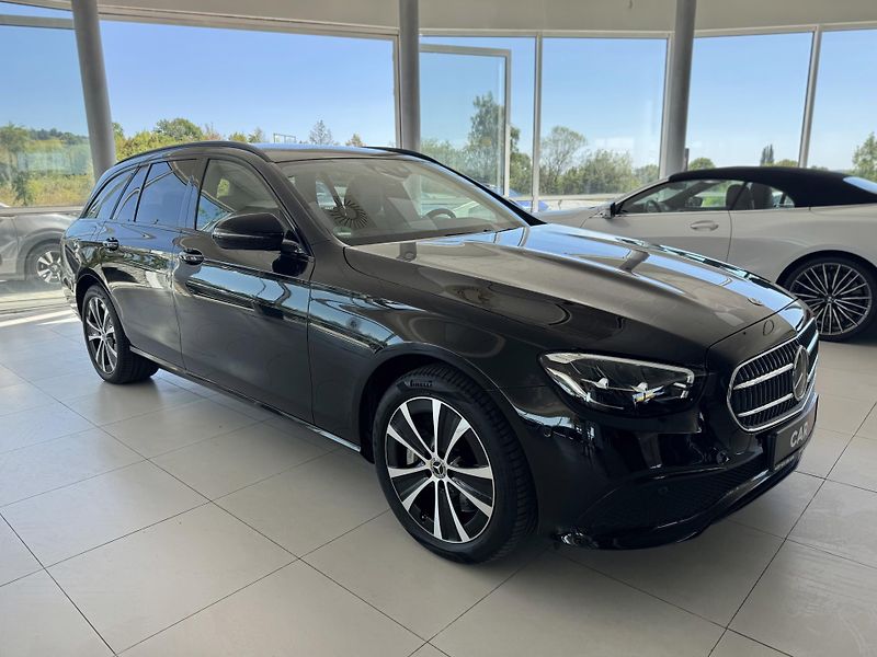 Mercedes-Benz Třídy E 300de 4MATIC*Webasto*Panorama - fotka 4 z 43