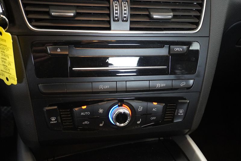 Audi Q5 VAN 3,0 TDI QUATTRO AUT. - fotka 17 z 28