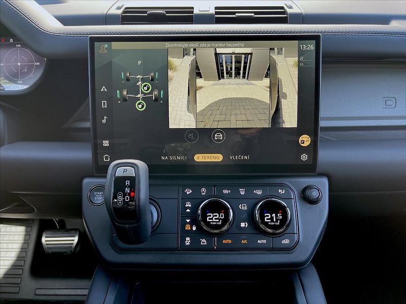 Land Rover Defender (2026) 4,4 110 OCTA P635 V8 AWD - fotka 14 z 21