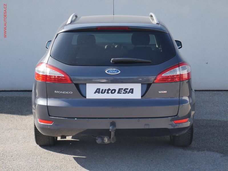 Ford Mondeo (2008) 2.0 TDCi, AC, TZ, park.asist - fotka 5 z 16