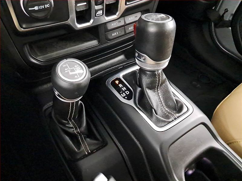 Jeep Wrangler (2019) 3.6 V6 - fotka 13 z 18