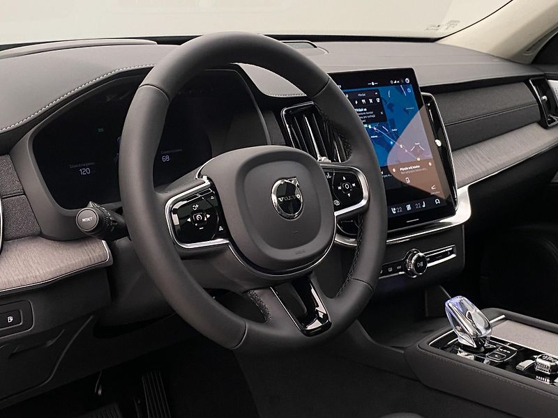 Volvo XC90 (2026) T8 AWD Plug-in BRIGHT ULTRA - fotka 4 z 75