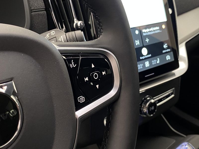 Volvo XC90 (2026) B5 AWD BLACK EDITION PLUS 7m - fotka 27 z 69
