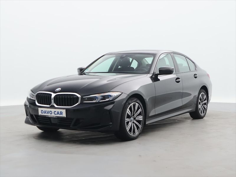 BMW Řada 3 2,0 318i 115kW Aut Virtual LED - fotka 3 z 32