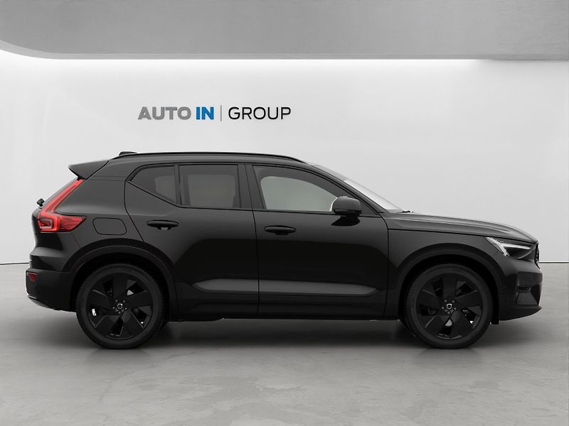 Volvo XC40 (2026) Black Edition PLUS 163k - fotka 6 z 13
