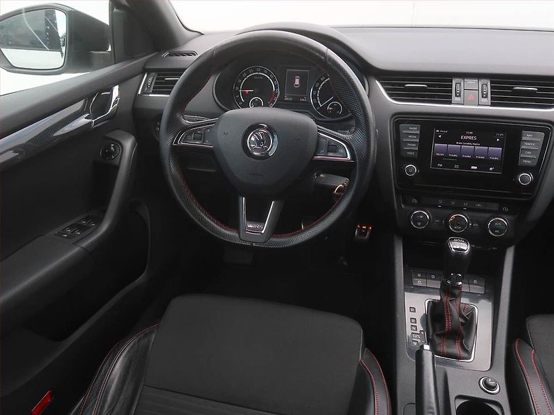 Škoda Octavia (2014) RS 2.0 TDI, Automat, Kůže - fotka 7 z 16