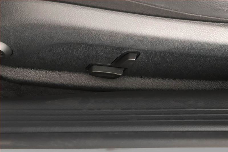 Mercedes-Benz Třídy C (2018) C 220 d - fotka 20 z 23