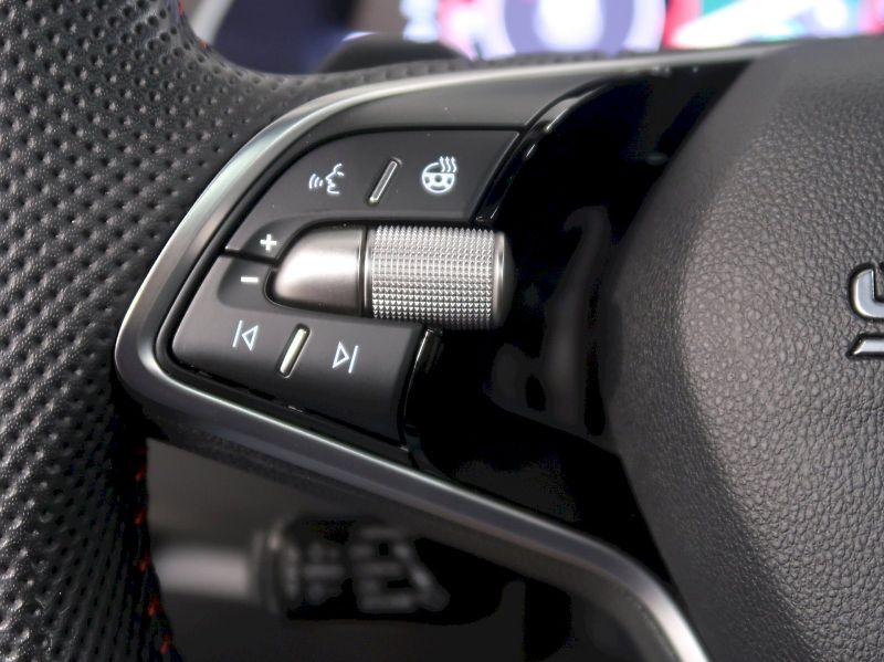 Škoda Octavia (2026) RS 2.0TSI 195KW DSG TAŽNÉ WEBA - fotka 22 z 48