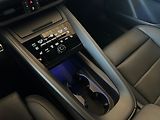 Porsche Macan 4, DriveAssist, Chrono, Masáž - náhled 32
