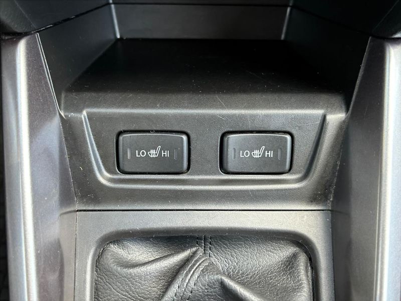 Suzuki Vitara 1,4 BoosterJet  Premium Hybrid - fotka 23 z 28
