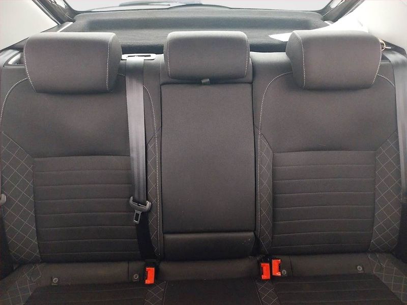 Škoda Rapid (2018) Style 1.0 TSI, ČR,1.maj - fotka 10 z 19