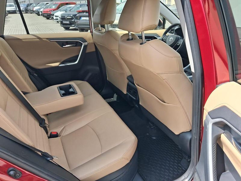 Toyota RAV4 2.5 HSD e-CVT FWD Executive - fotka 21 z 26