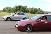 Nultý ročník srazu vozů Alfa Romeo v Jihočeském kraji se uskutečnil v sobotu 29. července na letišti v Jindřichově Hradci.