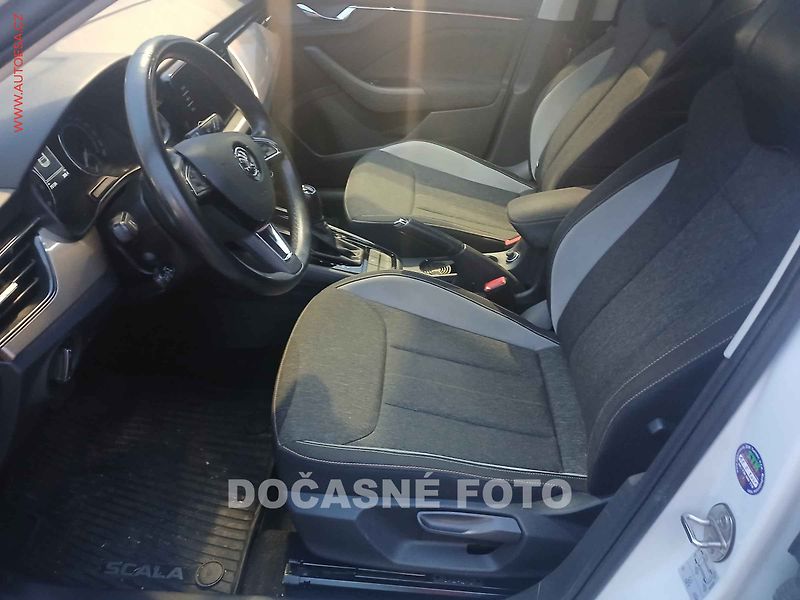 Škoda Scala (2019) 1.5 TSi, ČR, navi, LED - fotka 3 z 3