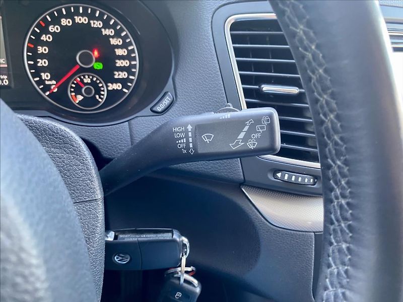 Volkswagen Sharan 2,0 TDI 103kW / DSG / VÝHŘEV - fotka 23 z 46