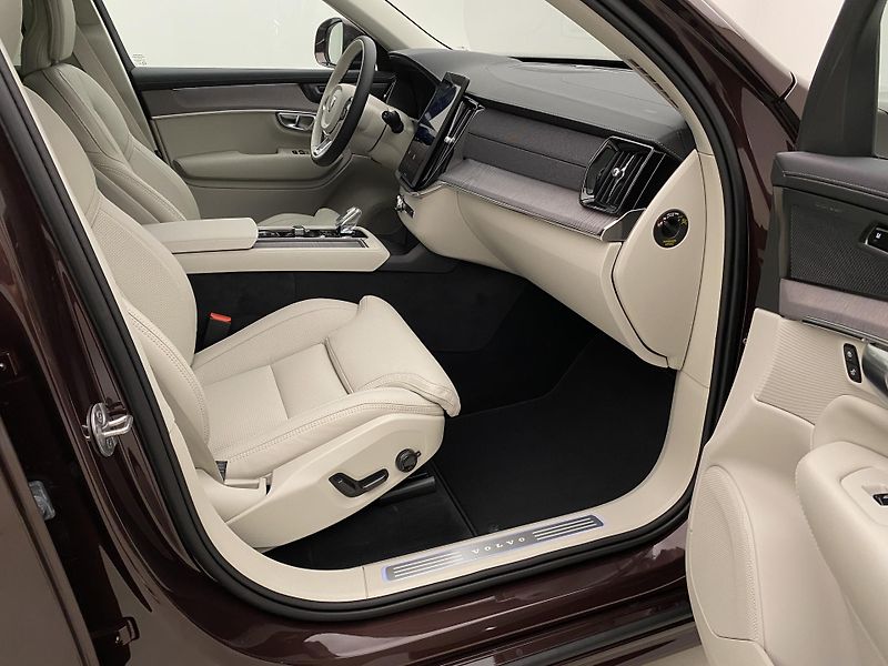 Volvo XC90 (2026) T8 AWD Plug-in BRIGHT PLUS 7m - fotka 25 z 67