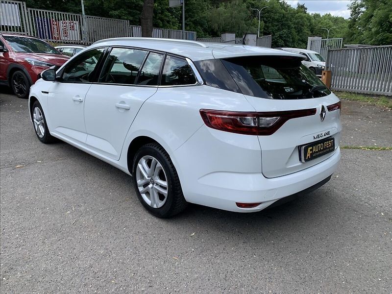 Renault Mégane 1,3 TCe 1.MAJITEL ČR,SERVISKA - fotka 6 z 17