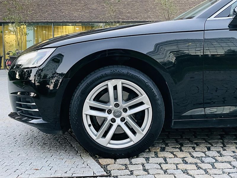 Audi A4 1.4TFSI MAN 1MAJITEL TAŽNÉ LED - fotka 44 z 44