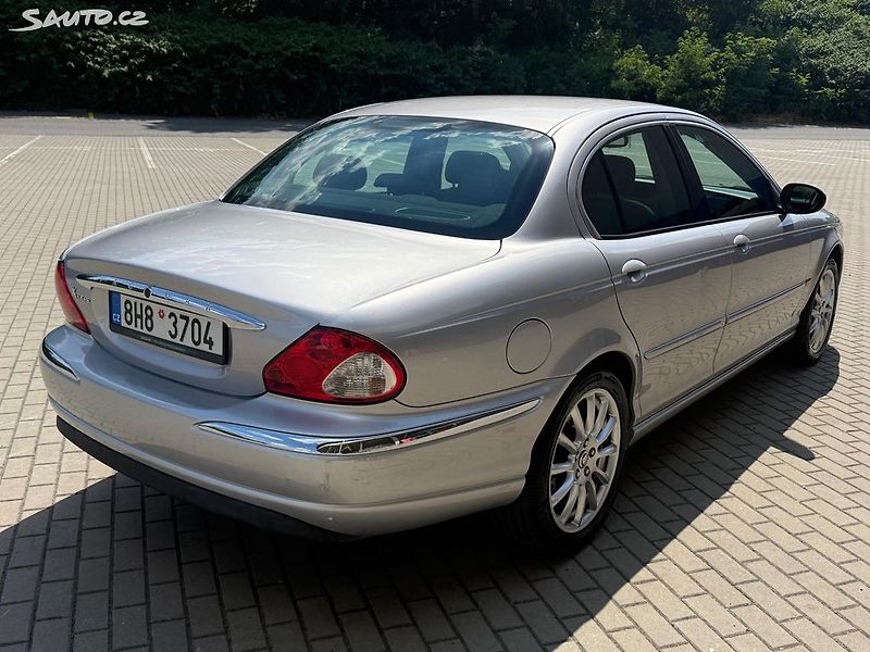 Jaguar X-Type (2002) 2.1 V6 114kw Manuál Nová STK - fotka 6 z 22