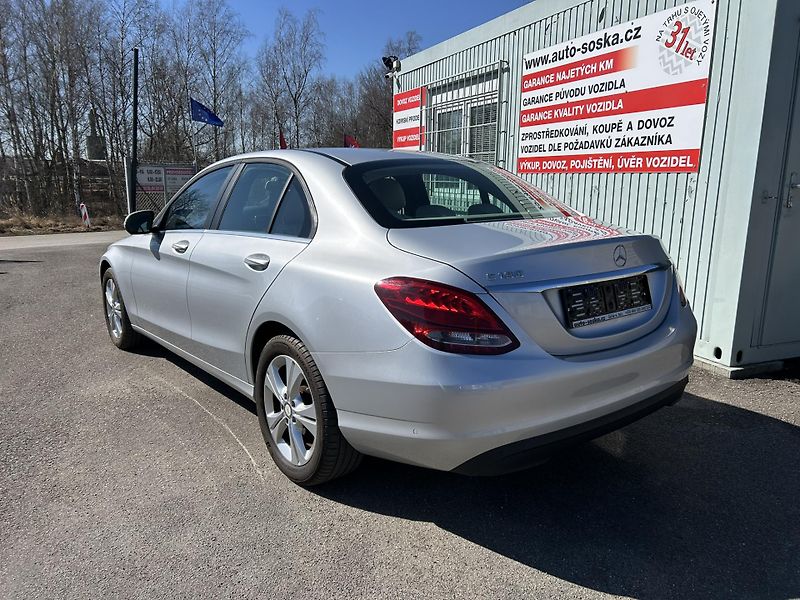 Mercedes-Benz Třídy C (2015) C180 1,6 115KW SEDAN TOP STAV  - fotka 7 z 24