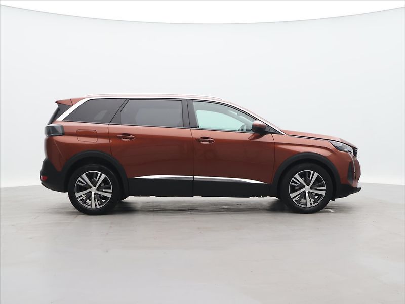 Peugeot 5008 1,5 HDI 130k Aut. Allure 7Míst - fotka 8 z 30