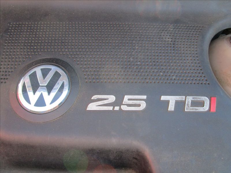 Volkswagen Multivan 2.5TDi 111kW, Atlantis, 7 míst - fotka 50 z 53