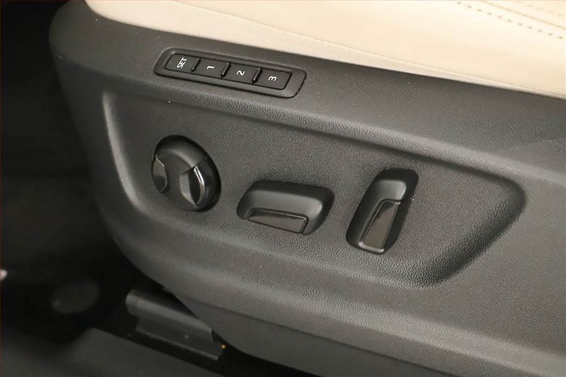 Škoda Kodiaq (2021) Laurin&Klement 2.0 TDI 4x4 - fotka 16 z 21