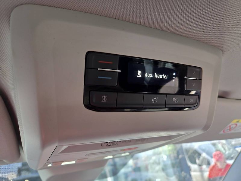 Volkswagen Caravelle (2022) 2.0 TDI DSG Long 9míst WEBASTO - fotka 33 z 43