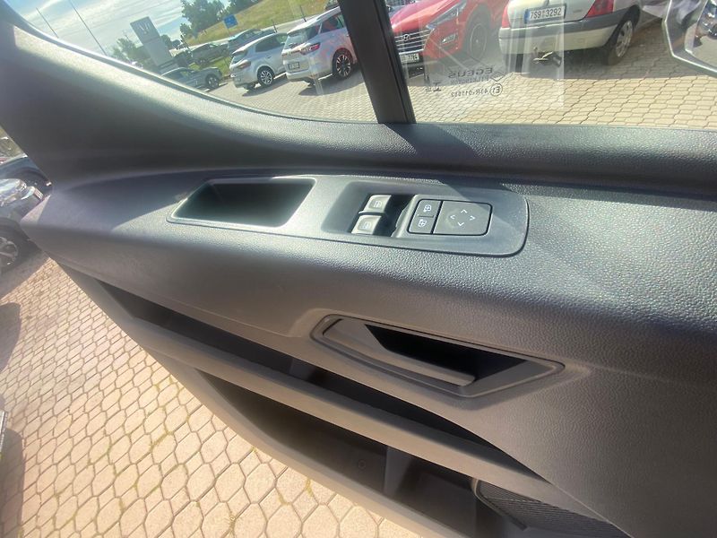Renault Master (2026) L3H2P3 Blue dCi 150 Extra Euro - fotka 17 z 28