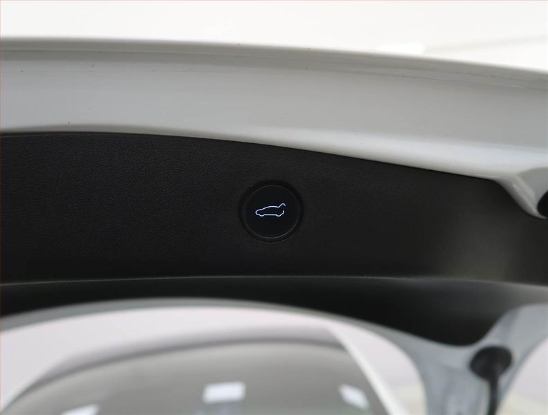 Tesla Model 3 (2021) Long Range 4WD 79kWh, SoH 81% - fotka 30 z 33