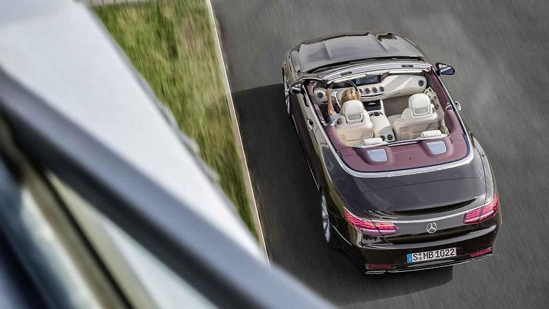 Mercedes-Benz třídy S Kabriolet.