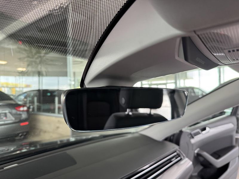 Volkswagen Passat 1,5TSI 110kW DSG*Navi*Kamera - fotka 17 z 35