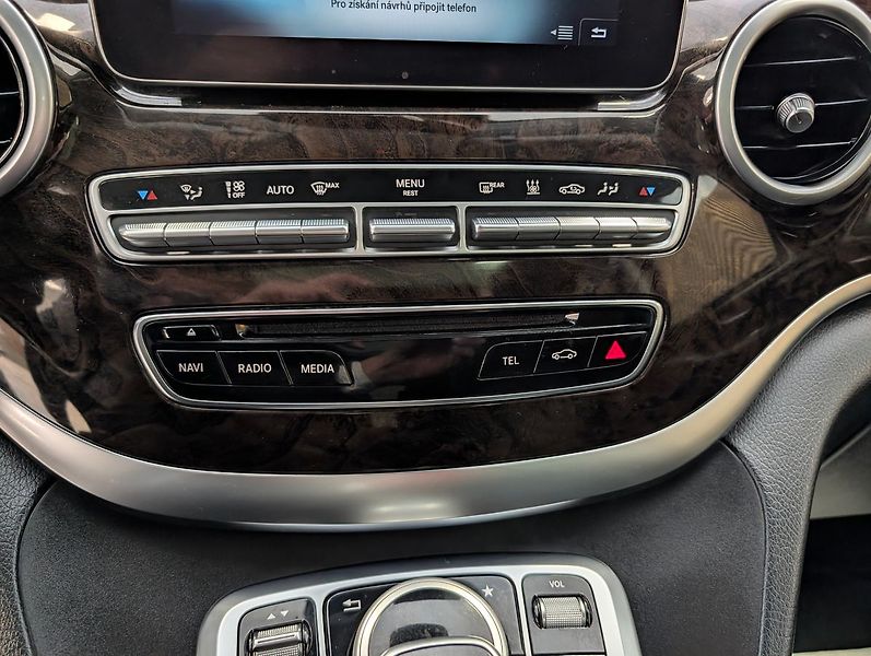 Mercedes-Benz Třídy V V250 4M EXCLUSIVE - fotka 19 z 36