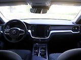 Volvo V60 2,0 B4 AWD Cross Country DPH - náhled 26