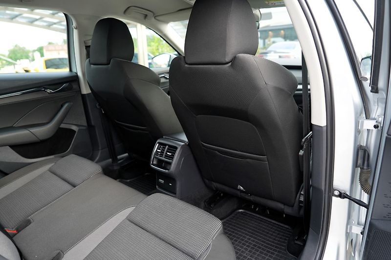 Škoda Octavia IV  2.0 TDI DSG 4x4/150 PS - fotka 27 z 43