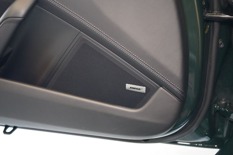 Porsche 911 GT3 Touring,Chrono, Lift, Bose - fotka 27 z 50