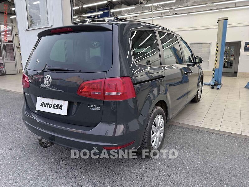 Volkswagen Sharan (2012) 2.0tdi, 2.maj,ČR, servis - fotka 2 z 3