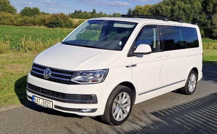 Volkswagen Multivan (2017) 7 místný - fotka 10 z 10