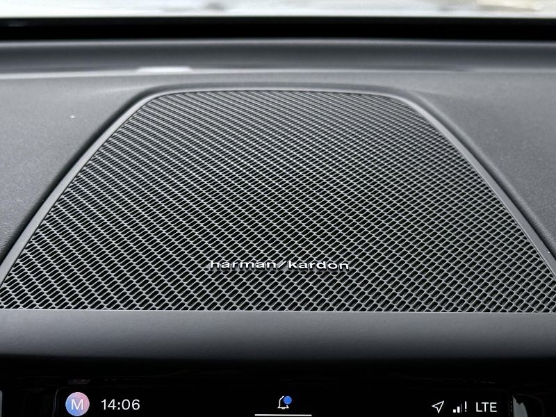 Volvo XC60 B5 AWD PLUS DARK /ventil. sed. - fotka 45 z 48