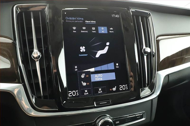 Volvo V90 (2019) D5 AWD, 4x4,Automat,Kůže - fotka 15 z 26