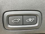 Volvo XC60 B4 FWD Ultimate Dark AT8 - náhled 10
