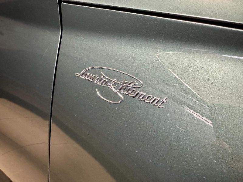 Škoda Superb (2023) L&K 2,0 TDI 147 kW 7-st aut 4x - fotka 48 z 66