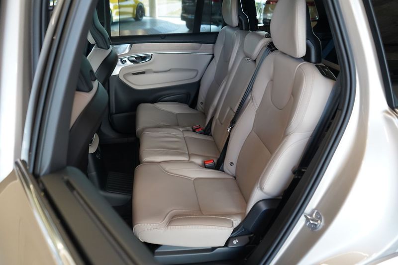 Volvo XC90 T8 ULTRA Bright, Masáž, Bowers - fotka 45 z 50